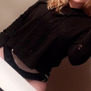 American eagle Distressed pullover